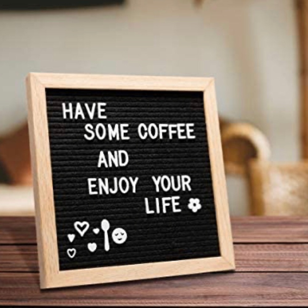 Felt letterboard